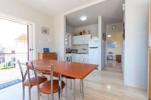 Lavish & Spacious Apt With Stunning Seaview, 10 Min Ath Airport Artemi Extérieur photo